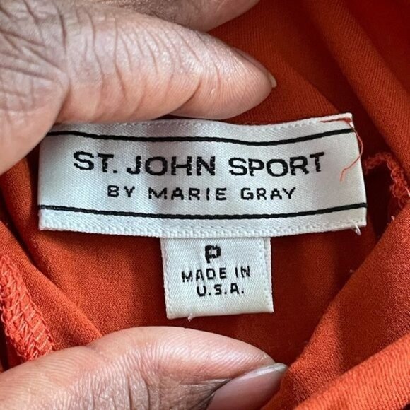 St John Sport By Marie Gray Turtle Neck Long Sleeve Top Size 2 - Picture 6 of 9